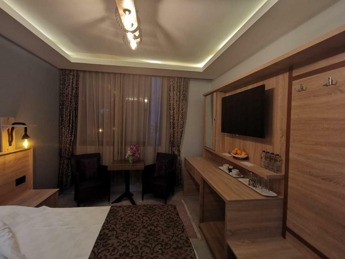 Otel Beyond