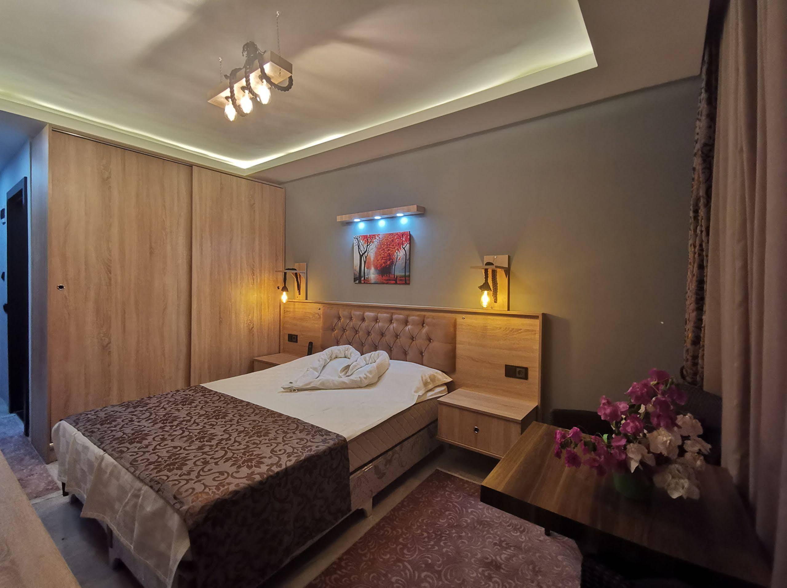 Beyond Otel 3*
